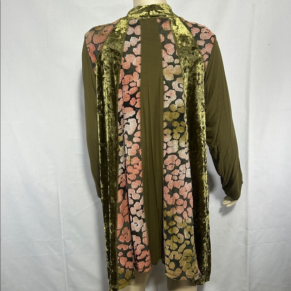 New LOGO Lavish Lori Goldstein Rayon 230 Pieced Velvet Top 1X Floral Long Sleeve - Picture 5 of 7